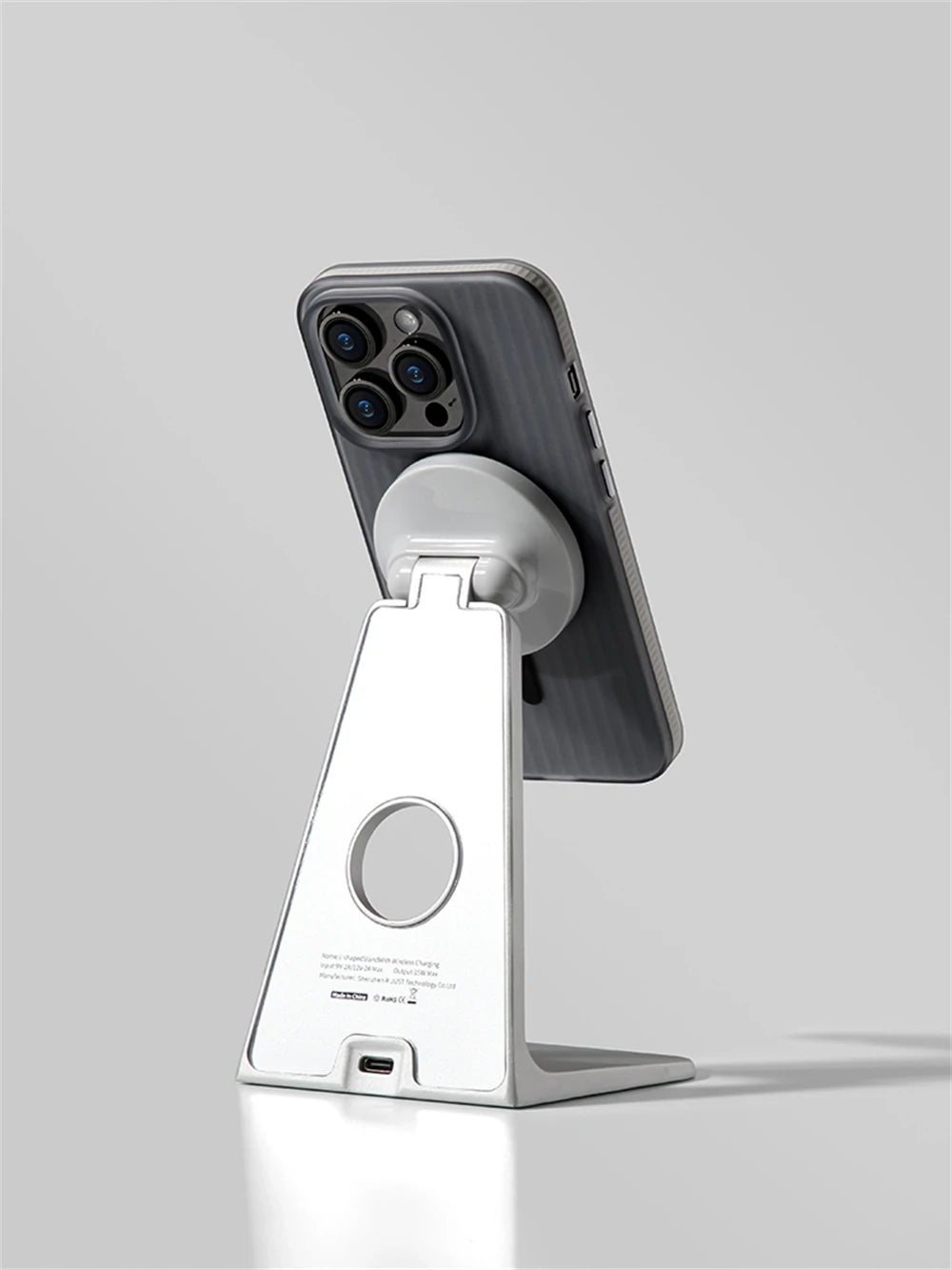 iPhone 15 Pro MagSafe Wave Schutzhülle